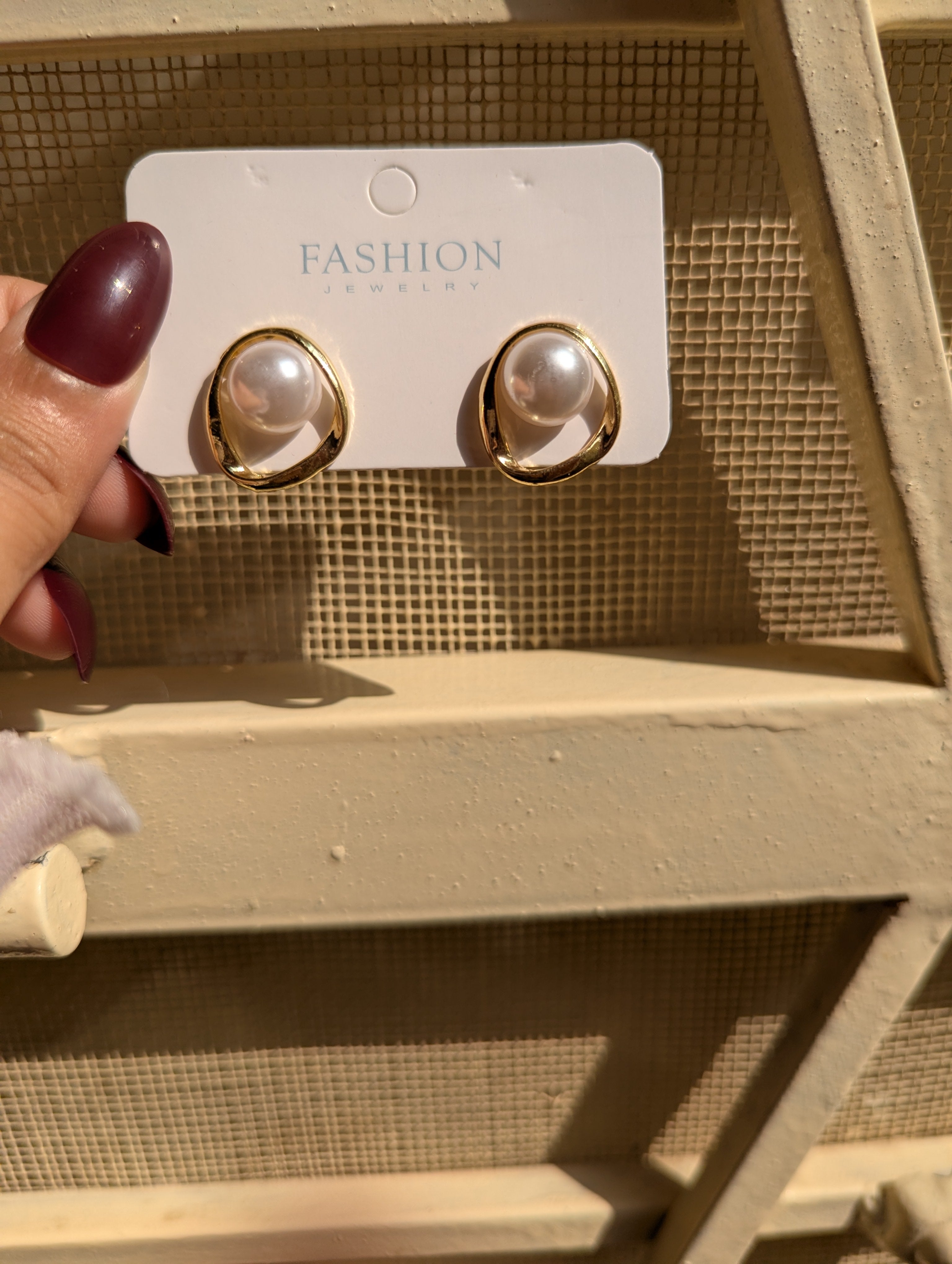 Gold Plated Pearl Stud Earrings – Classic Elegant Fashion Jewelry