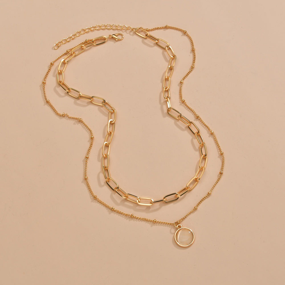 Simple Style Solid Colour Alloy Pendant Necklace