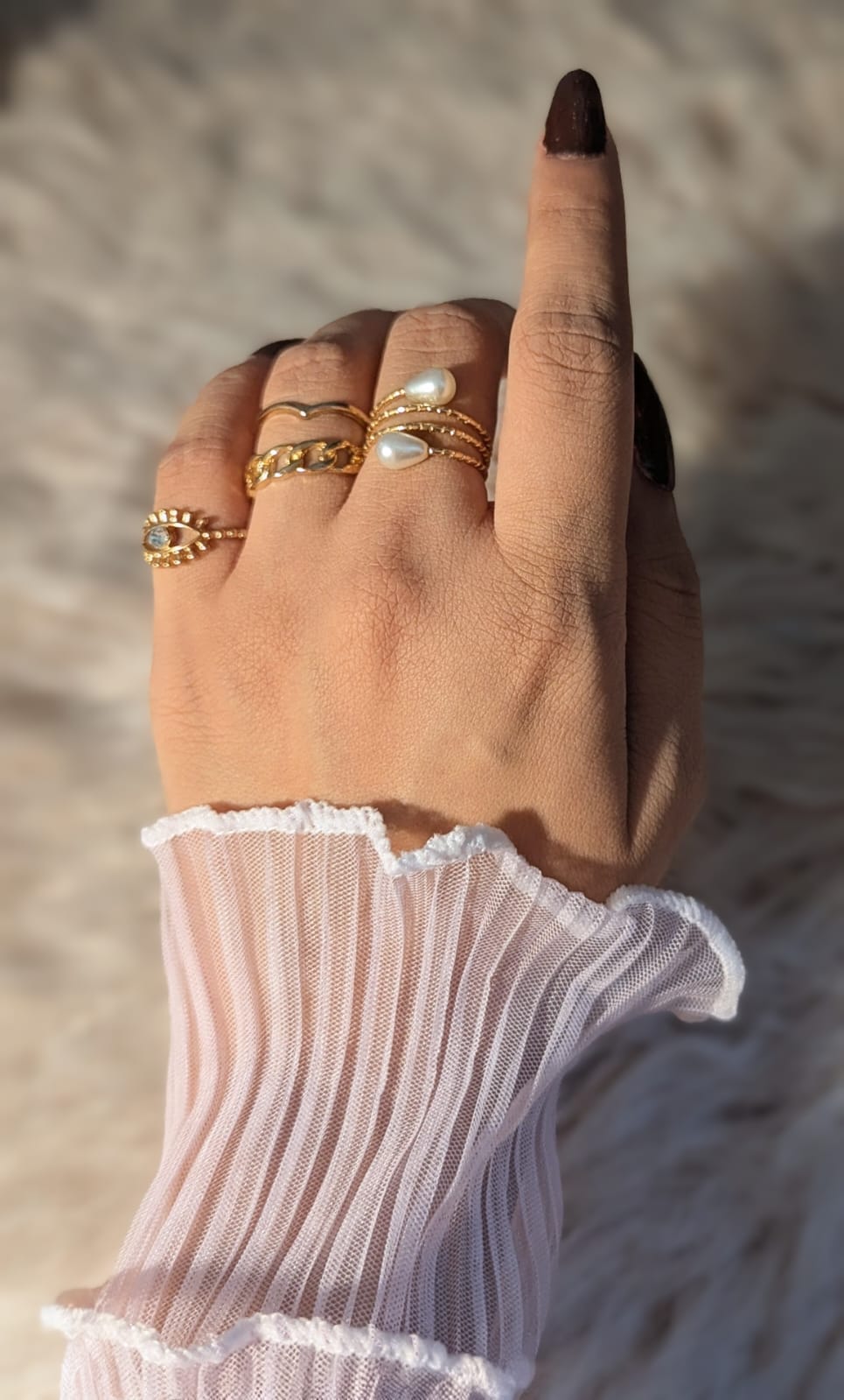Gold Pearl & Crystal 4-Piece Ring Set – Elegant Stackable Women’s Jewelry
