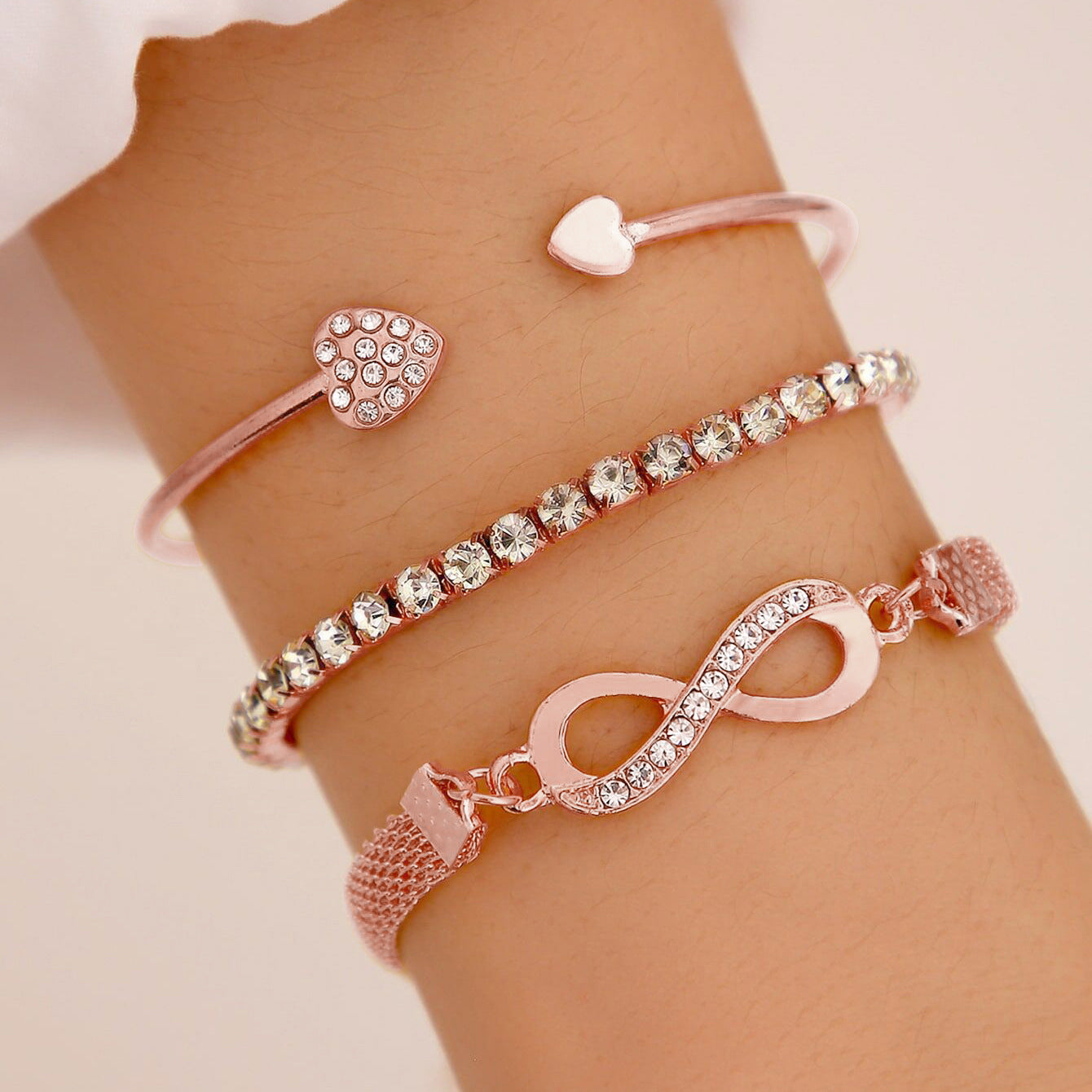 Street-wear Infinity Solid Colour Alloy Artificial Crystal Women's Bracelets Bangle